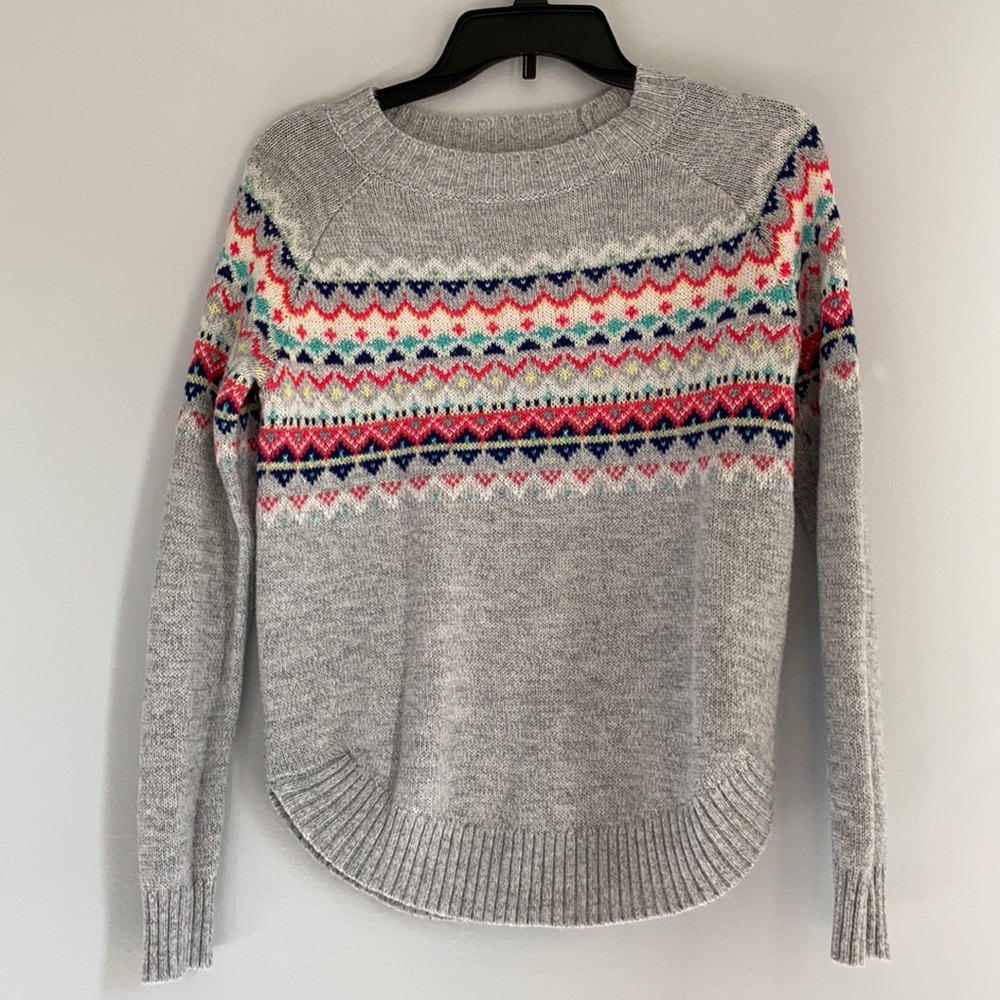 Gray juniors fair isle like sweater